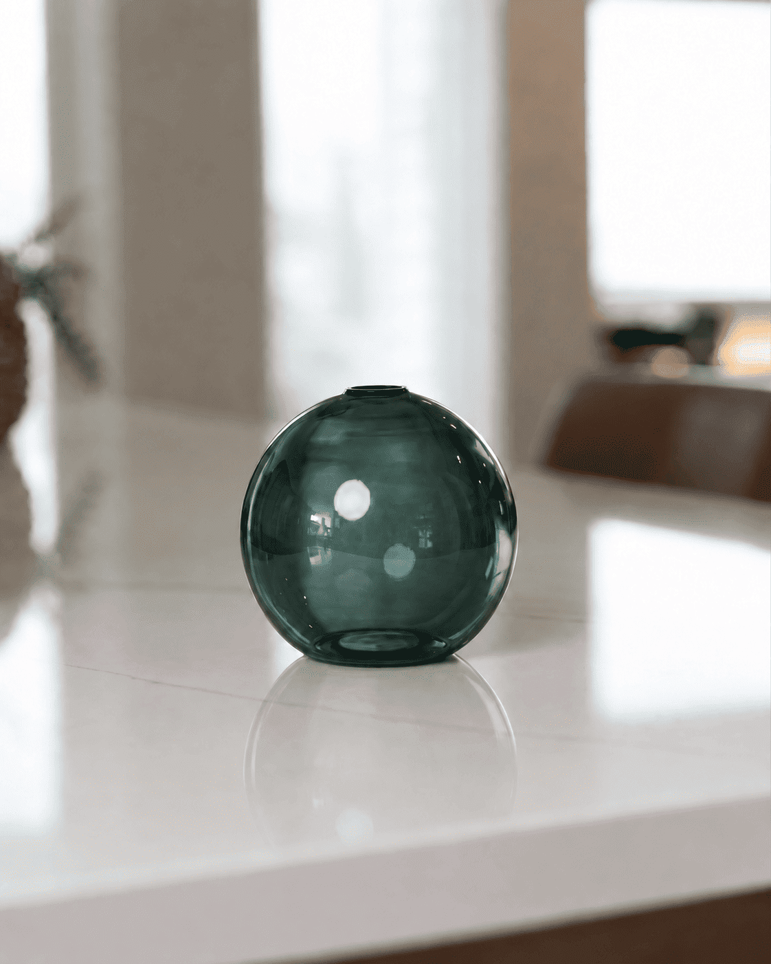 Neva Vase