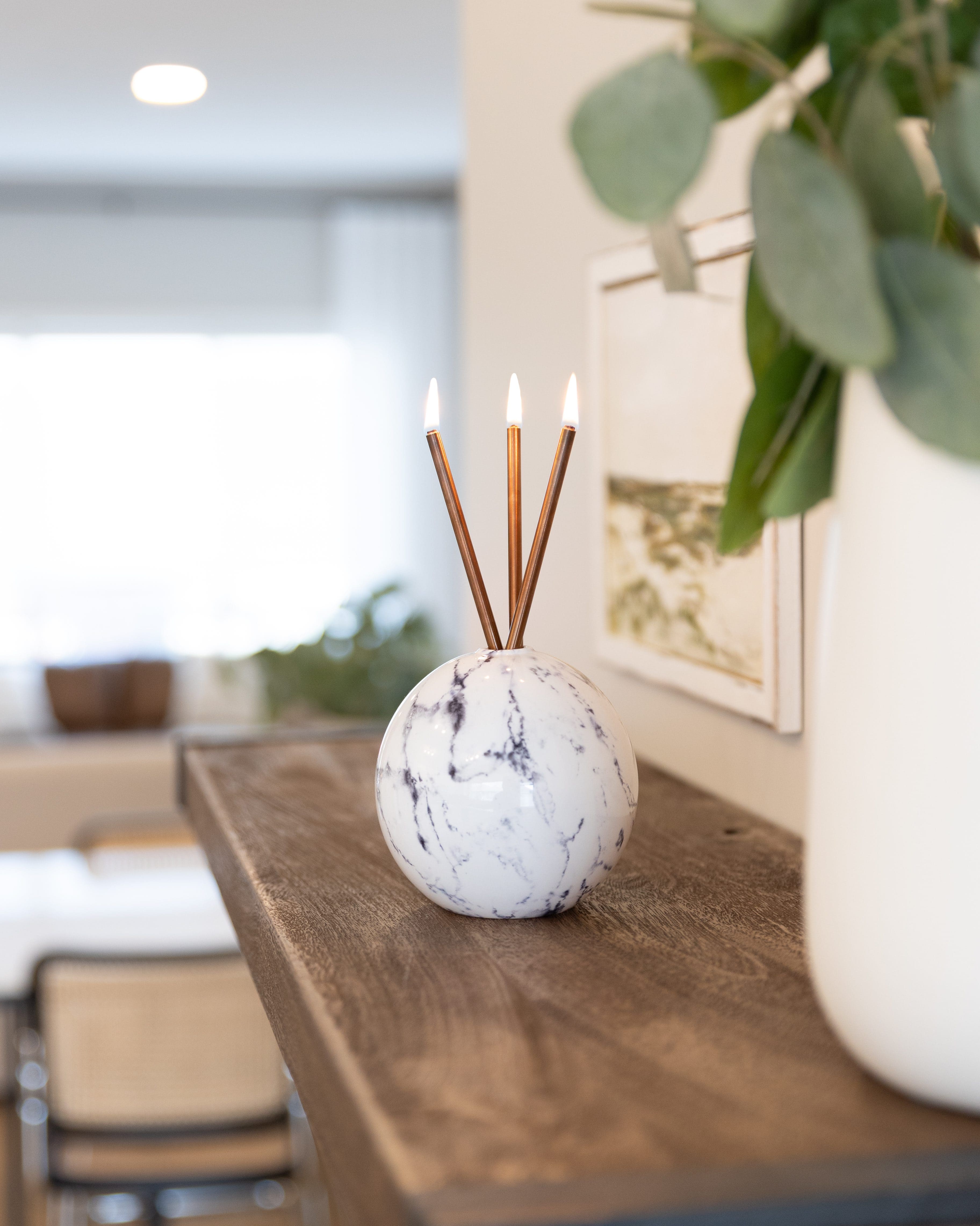 Neva Vase, White Marble [x6] --WHOLESALE